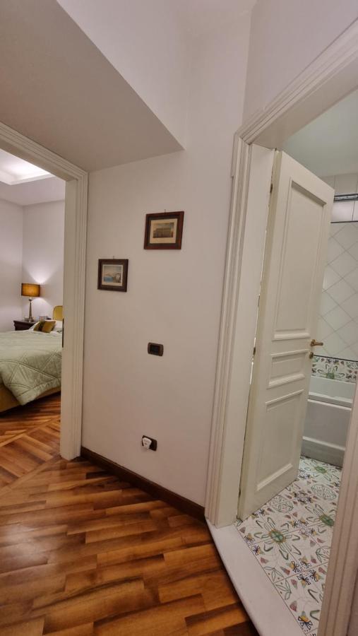 Apartamento L'Arnia Nápoles Exterior foto